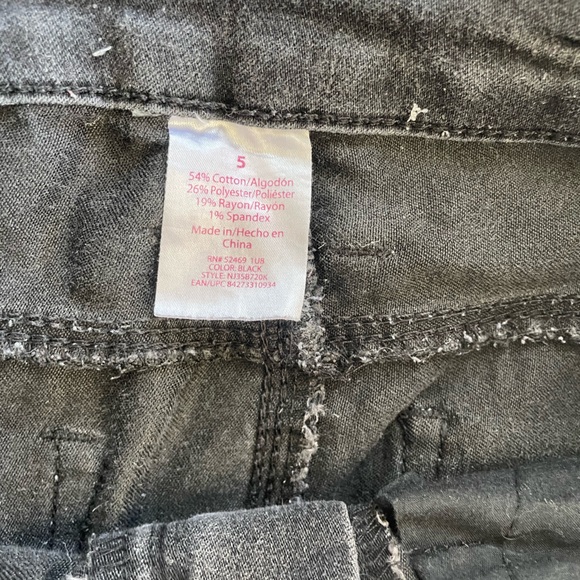 black jeans - Picture 2 of 3